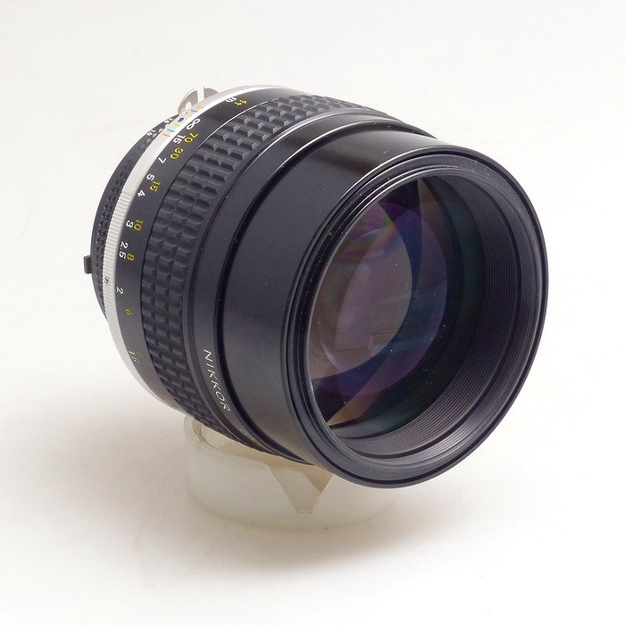 ニコン AI-S 105/F1.8