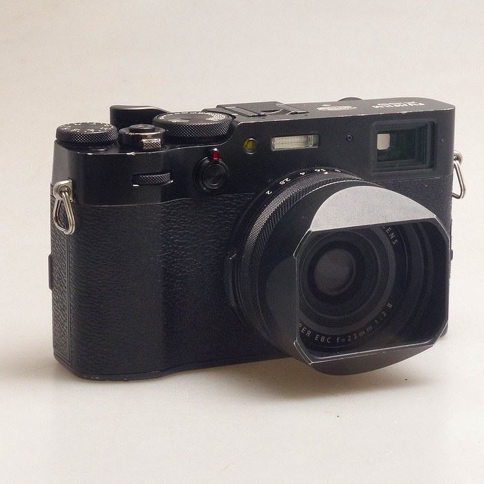 フジフイルム X100V ブラック