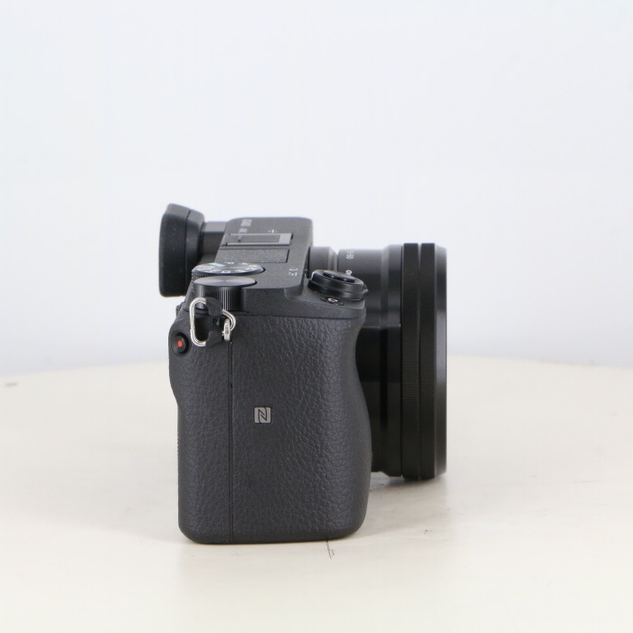 ソニー α6400(ILCE-6400)ブラック+EPZ16-50/3.5-5.6OSS