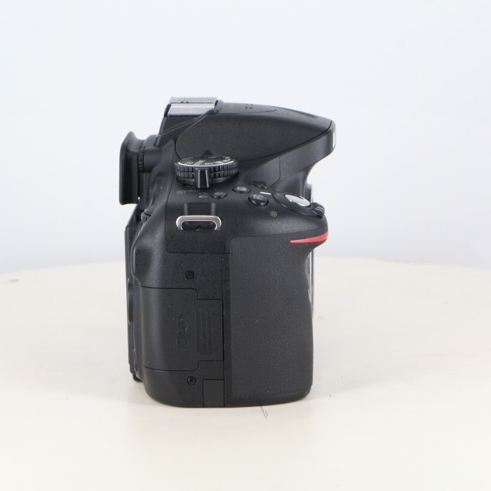 ニコン D5200 ボディ ブラック