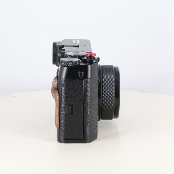 フジフイルム GFX100RF ブラツク