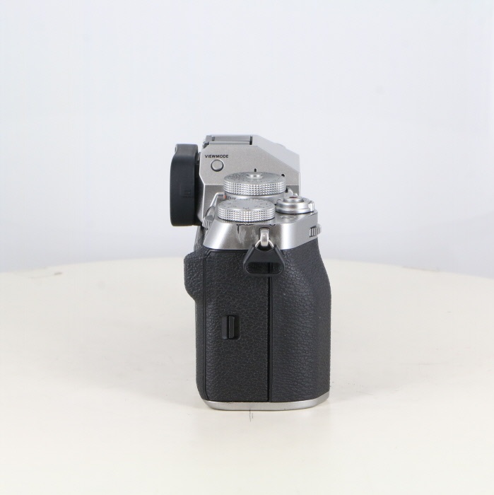 フジフイルム X-T5 ボディ シルバー