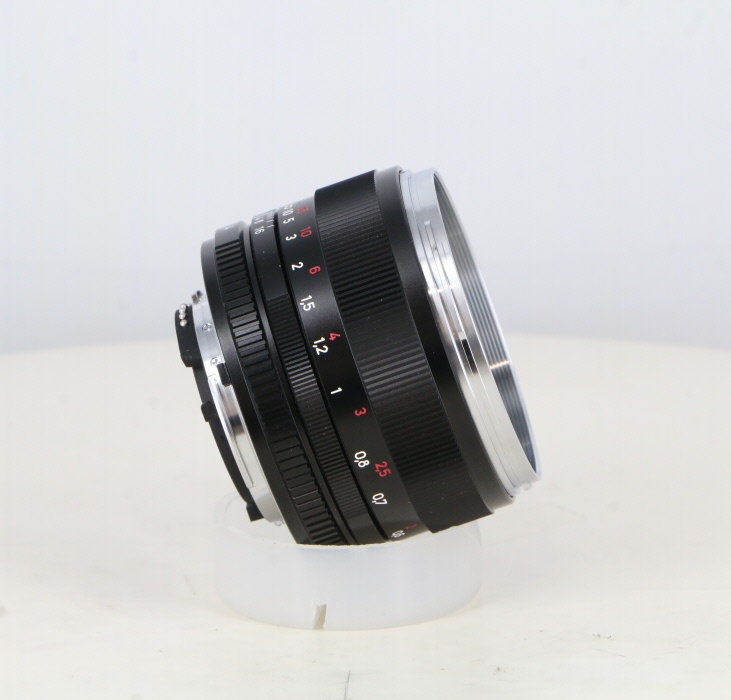 ツアイス プラナー T 50/1.4 ZF.2