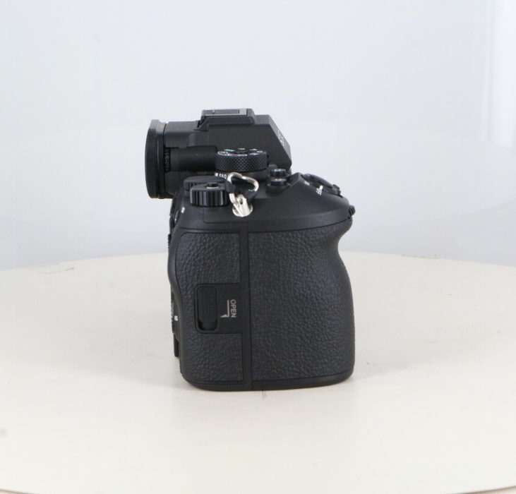 ソニー α9III (ILCE-9M3) ボディ