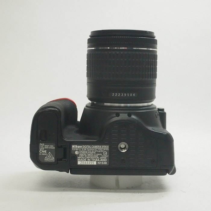 ニコン D5600 18-55VR レンズキツト