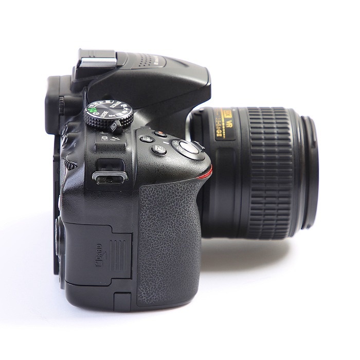 ニコン D5300 18-55VR2 レンズキツト ブラツク