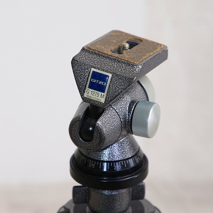 ジッツオ G1228MK2(三脚) G1275M(雲台)