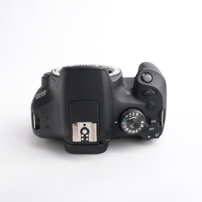 キヤノン EOS1500D (KISS X90)
