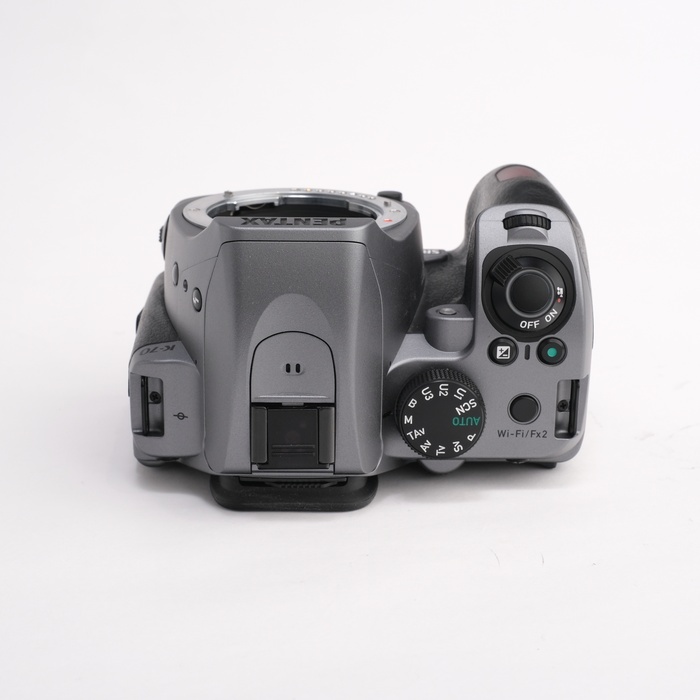 ペンタックス K-70 ボディ シルキーシルバー