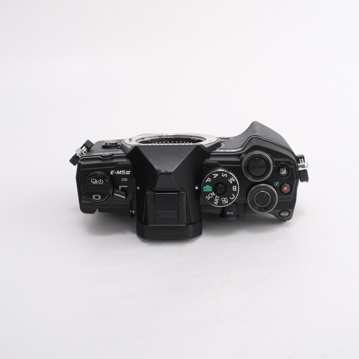 オリンパス OM-D E-M5 MARK III (3) ボディ ブラック