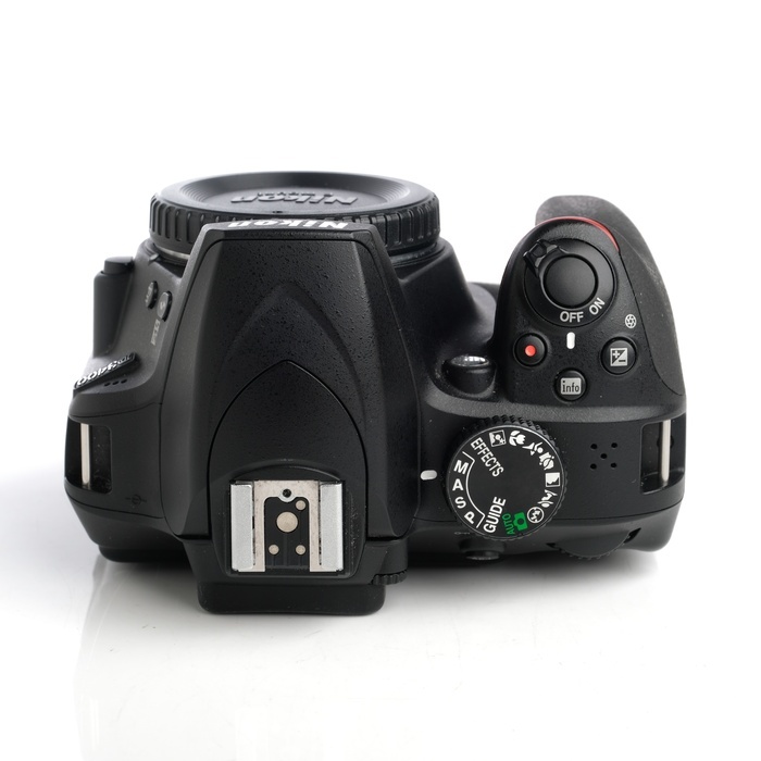 ニコン D3400 ボディ ブラック