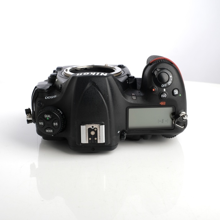 ニコン D500 ボデイ