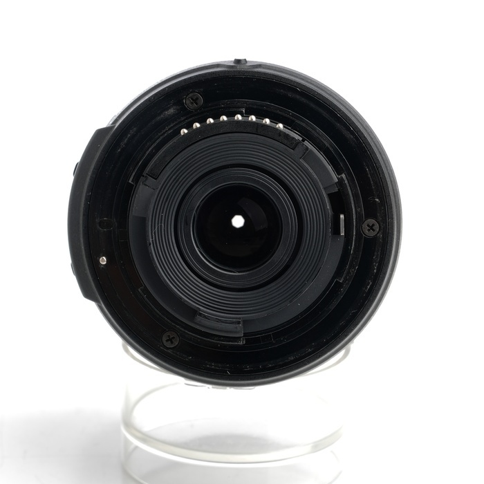 ニコン AF-S DX 18-55/3.5-5.6G VR(2)
