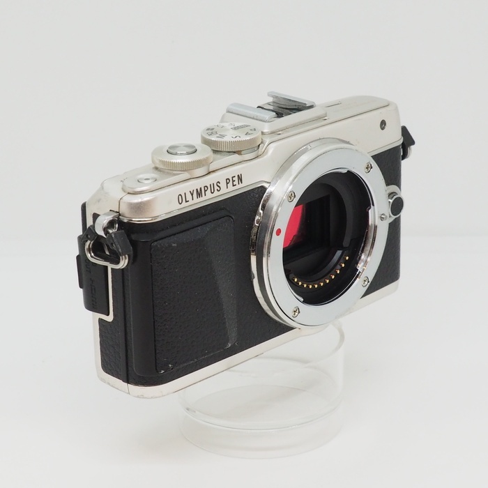 オリンパス E-PL7 ボデイ シルバー