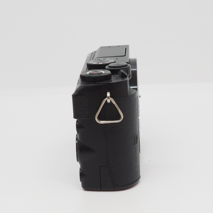 ニコン 1 J5 ボデイ ブラツク