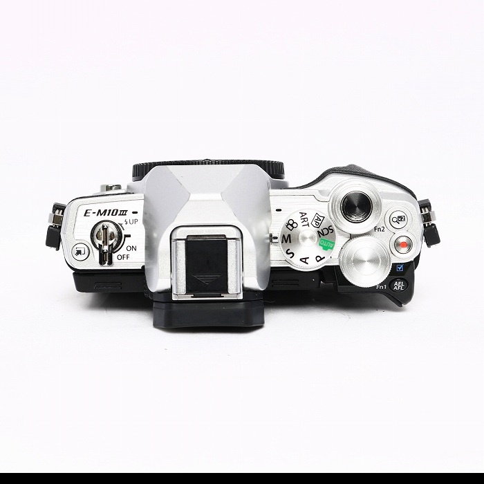 オリンパス OM-D E-M10 MARK III ボデイ シルバー