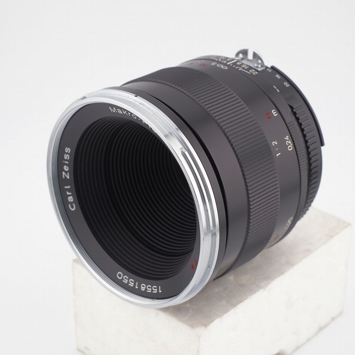 コシナ マクロプラナー50/2 ZF