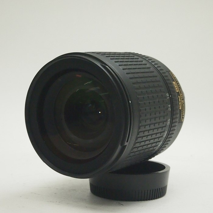 ニコン AF-S DX ED 18-135/3.5-5.6G