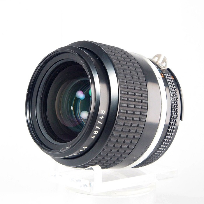 ニコン AI-S 35/1.4