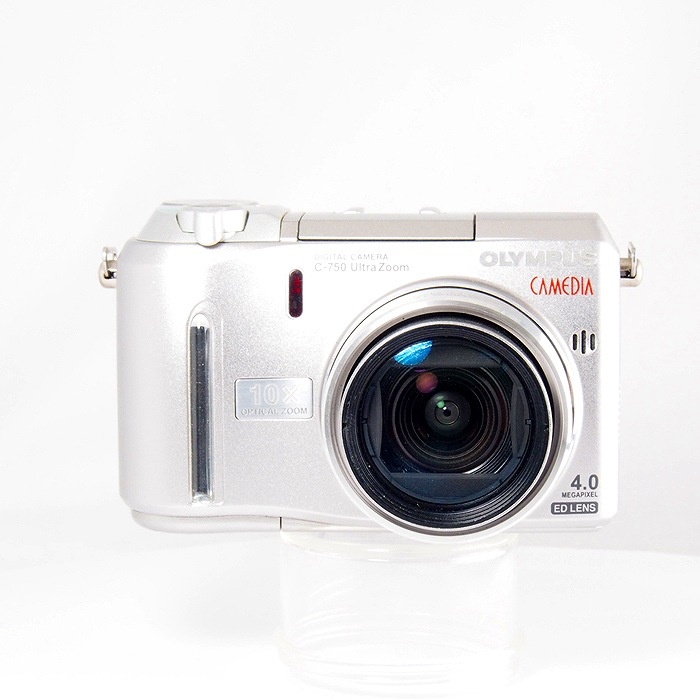 オリンパス CAMEDIA C-750 UZ