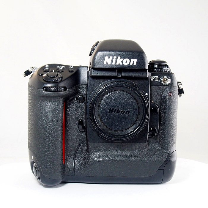 ニコン F5