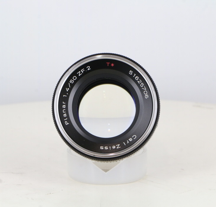 ツアイス プラナー T 50/1.4 ZF.2