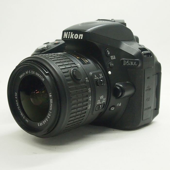 ニコン D5300+AF-S DX18-55/3.5-5.6G VRII ブラック