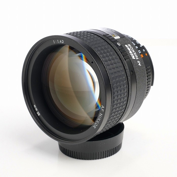 ニコン AF 85/1.4D IF