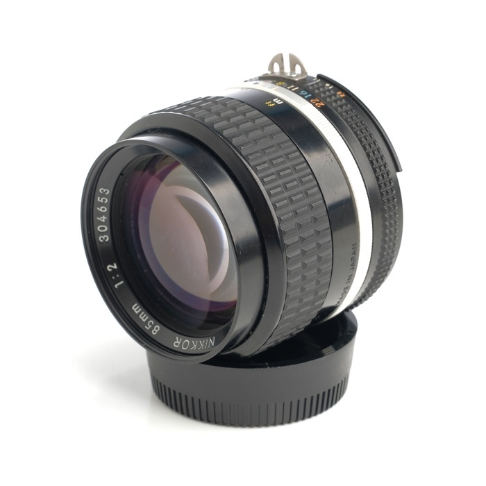 ニコン Ai-S 85/2