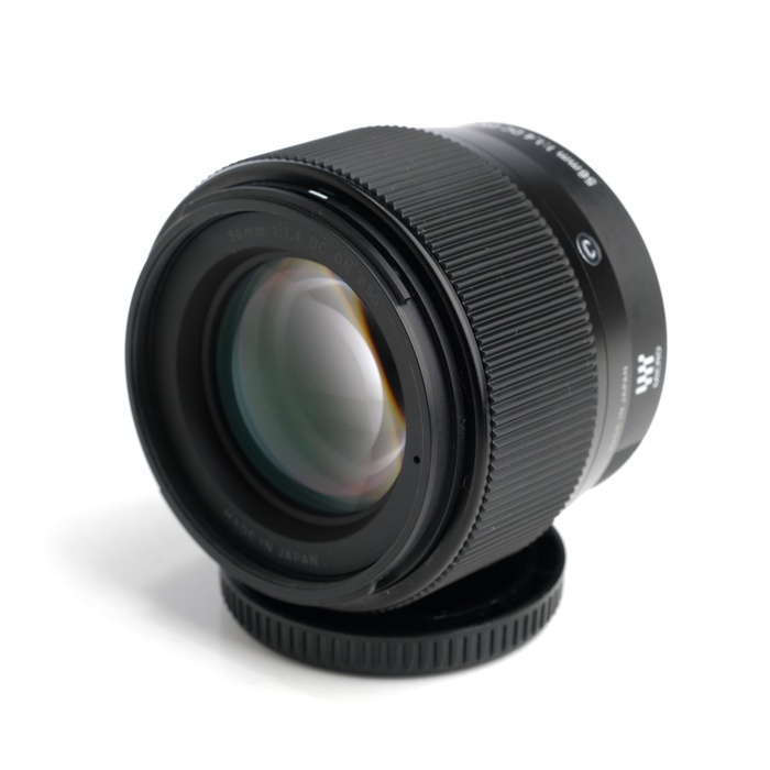 シグマ 56/1.4 DC DN CONTEMPORARY マイクロフオーサーズ
