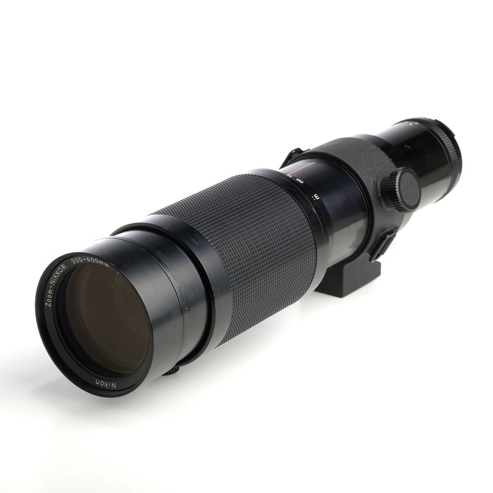 ニコン NIKKOR 200-600/9.5