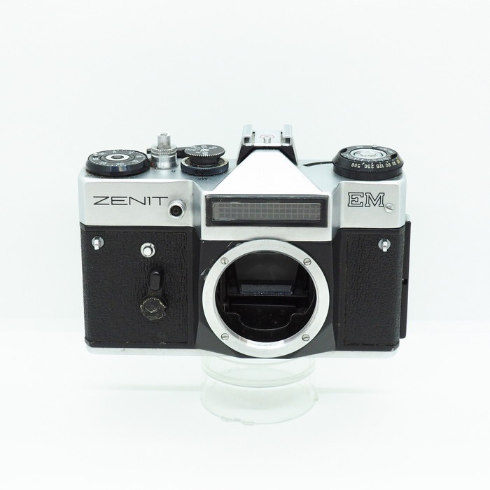 ロシア製 KMZ Zeint EM シルバー