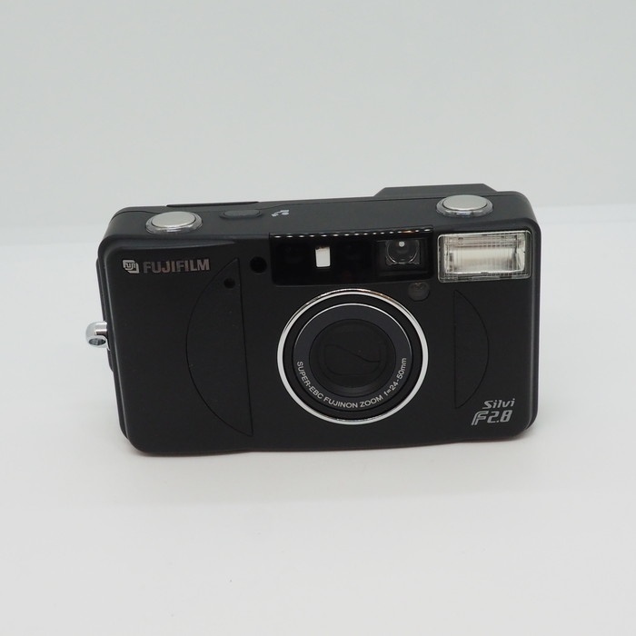 フジフイルム Silvi F2.8 ブラック