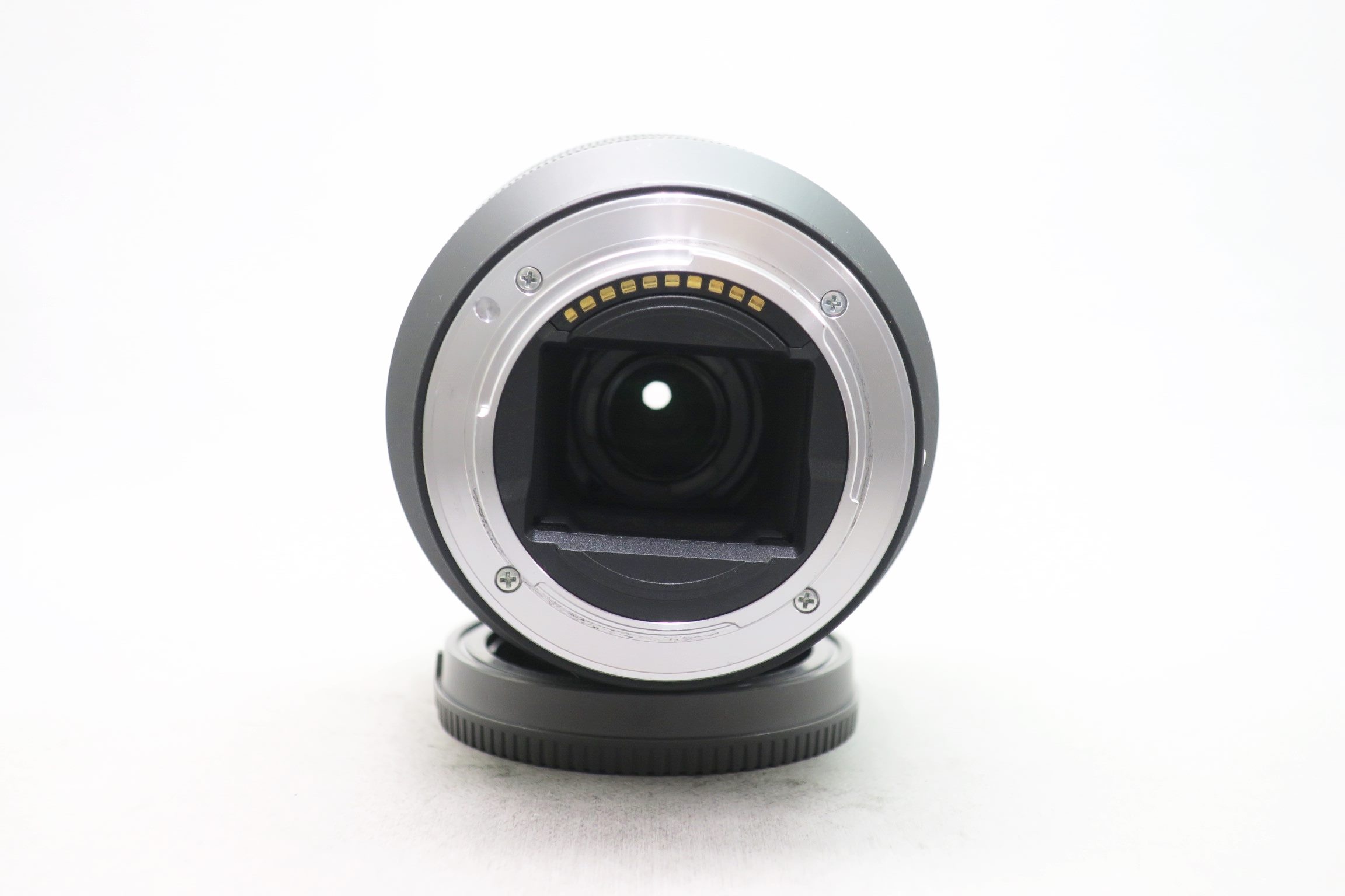 ソニー FE 28-70/3.5-5.6 OSS