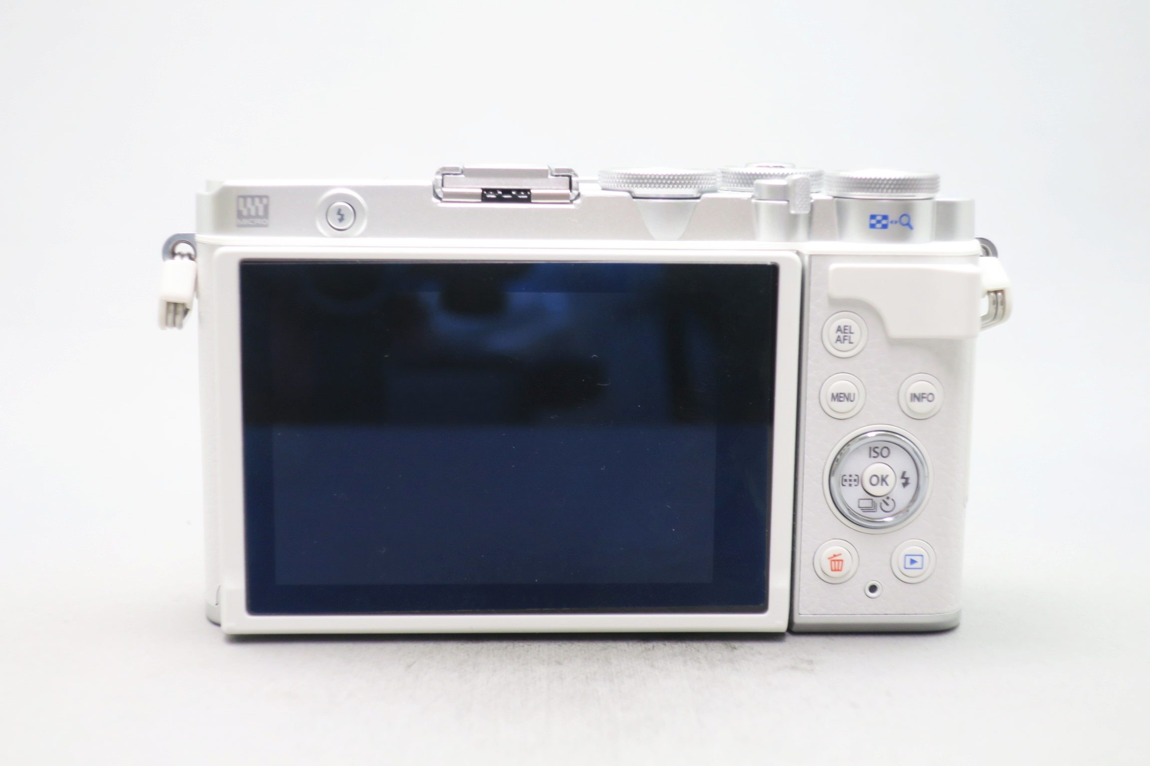 オリンパス PEN E-P7 14-42/3.5-5.6 EZ