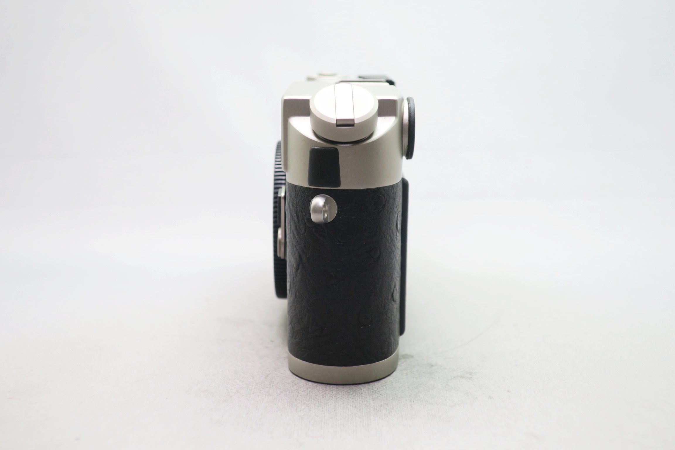 ライカ M6 チタン 218万台