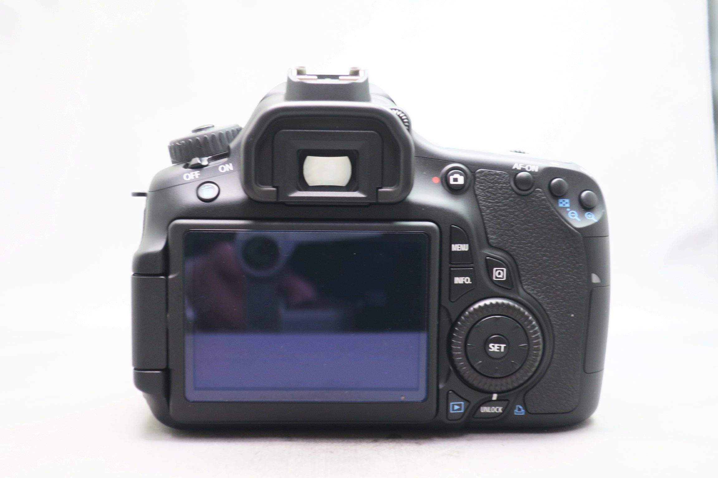 キヤノン EOS 60D EF-S 18-135/3.5-5.6 IS