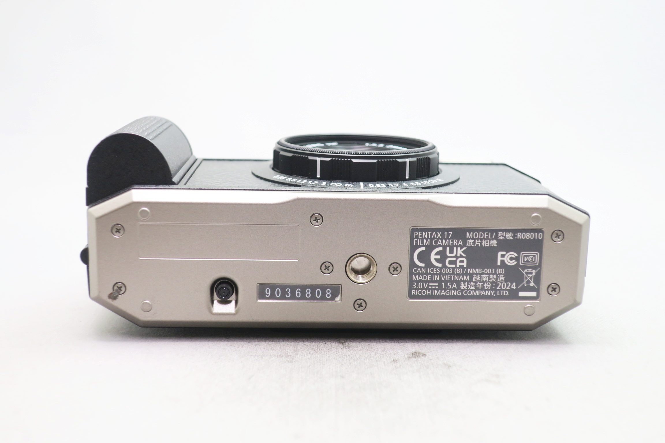 ペンタックス PENTAX 17 ダークシルバー