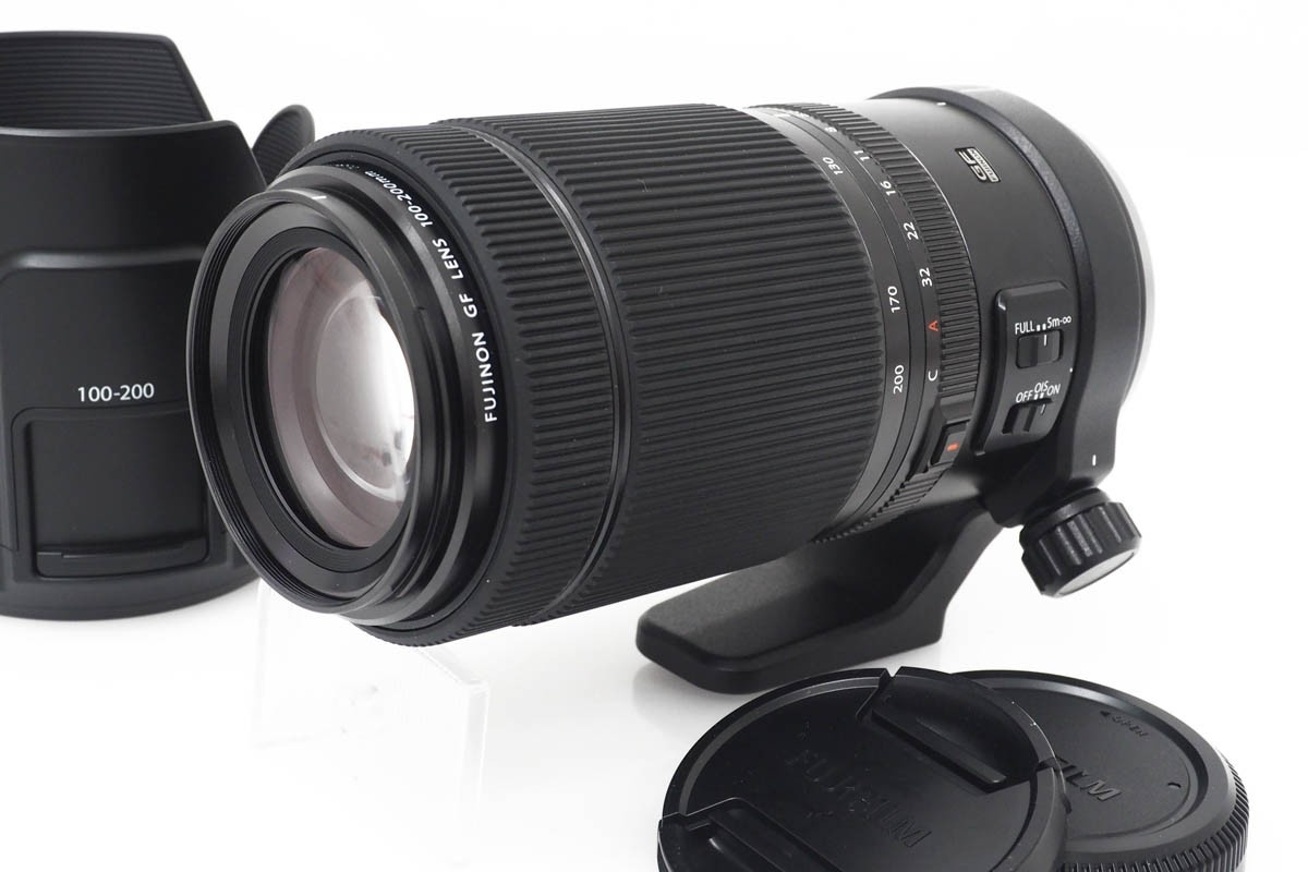 GF100-200mmF5.6 R LM OIS WR CA01-R710-2M3B