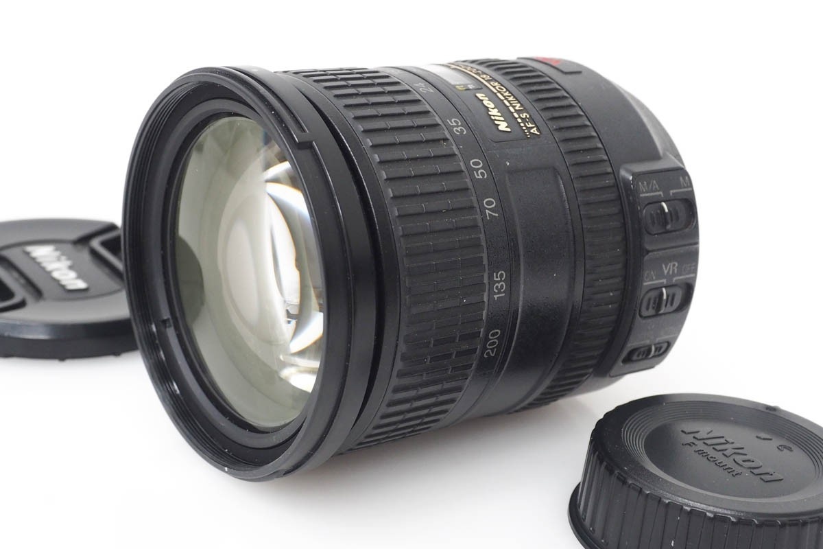 AF-S DX VR Zoom-Nikkor 18-200mm f/3.5-5.6G IF-ED CA01-R848-2B2F-ψ