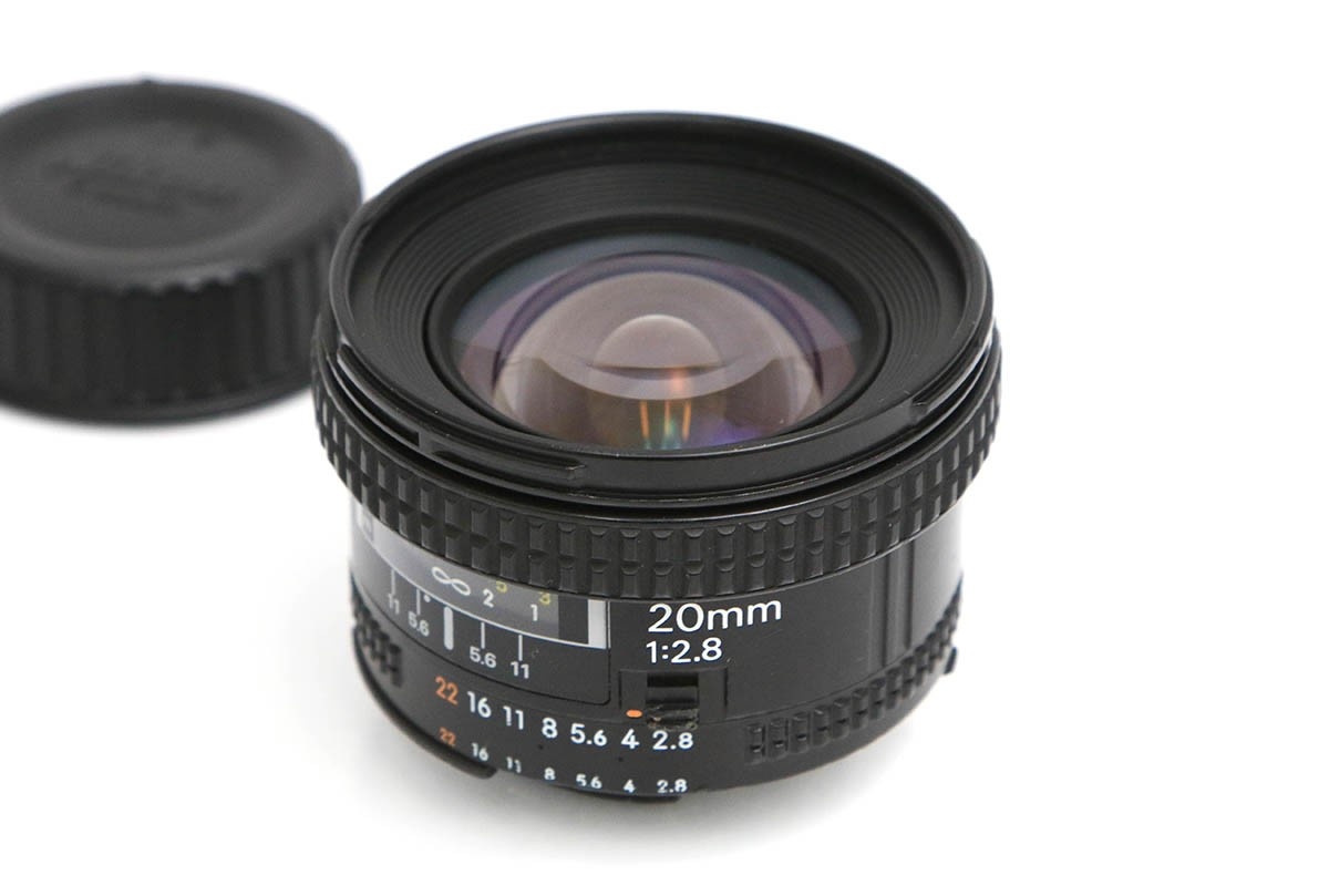 Ai AF Nikkor 20mm f/2.8 CA01-B1001-2A2E-ψ
