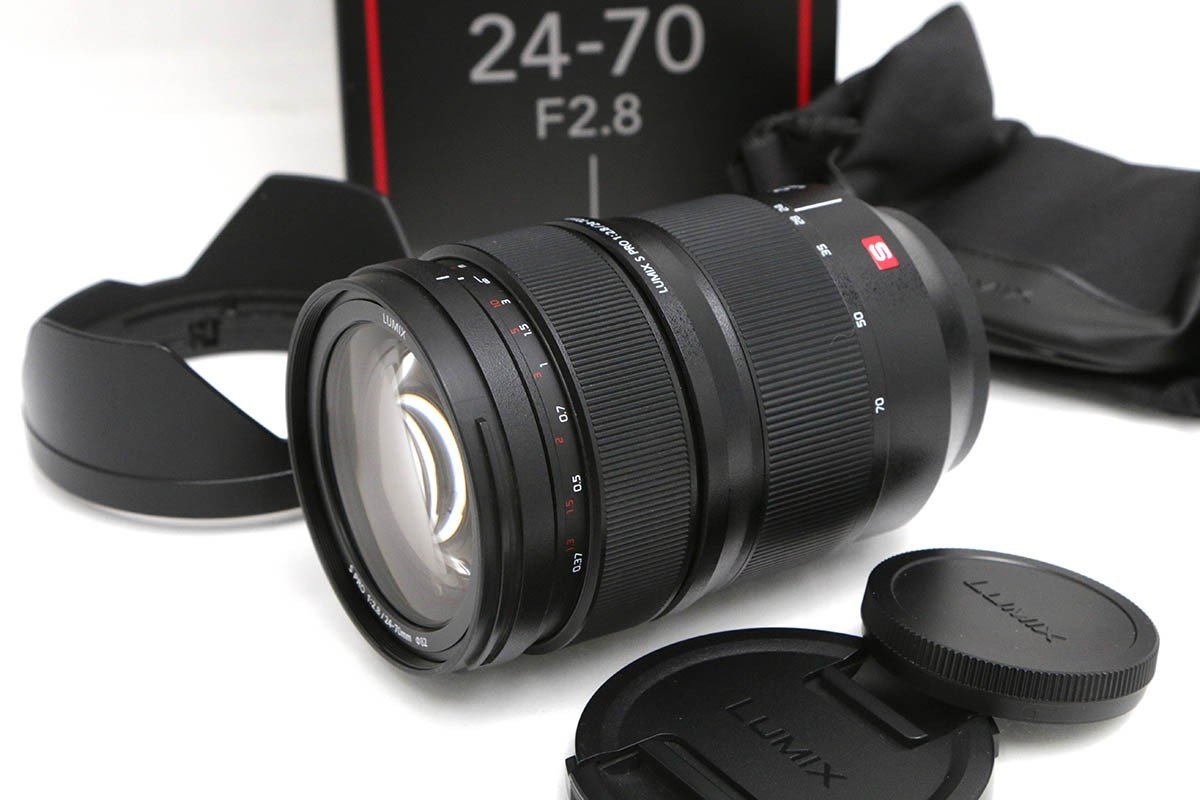 LUMIX S PRO 24-70 mm F2.8 S-E2470 CA01-B1032-2O4