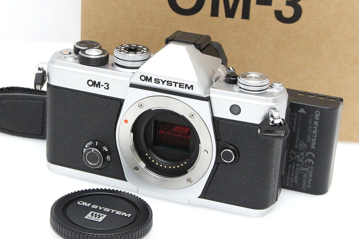 OM SYSTEM OM-3 ボディ(純正予備バッテリー付属・センサー清掃済) CA01-P393-2S1