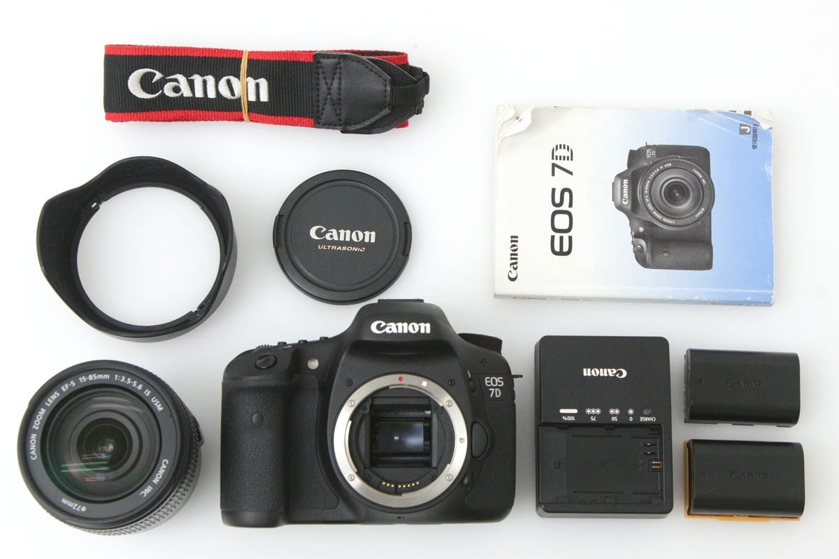 EOS 7D EF-S15-85 IS U レンズキット CA01-R1243-2Q1A