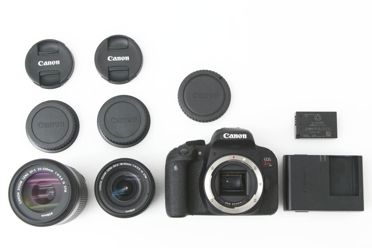 EOS Kiss X9i ダブルズームキット CA01-R1564-3Y1B