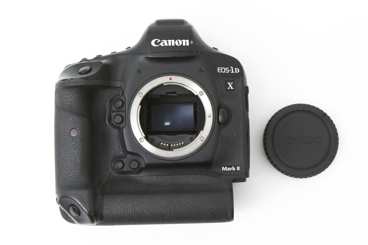 EOS-1D X Mark II ボディ CA01-R1626-3Y2C-ψ