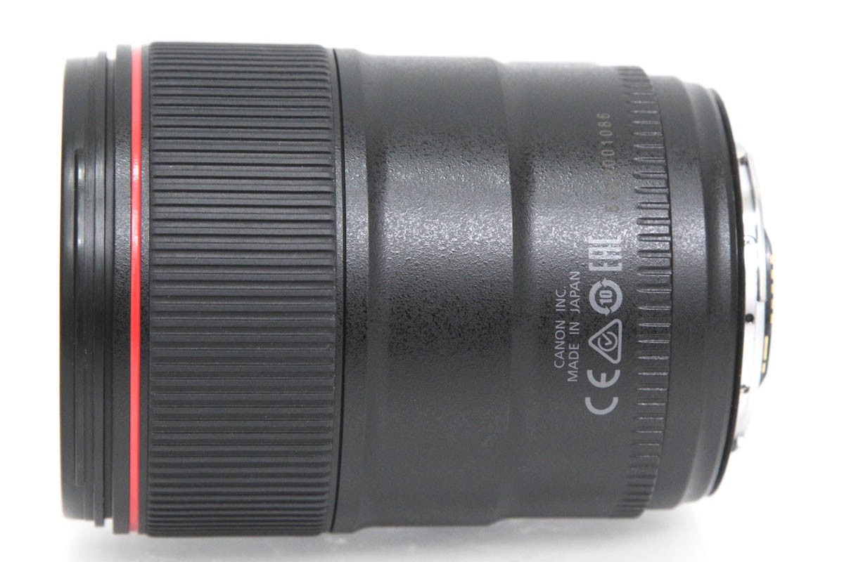 EF35mm F1.4L II USM CA01-R2546-2M2