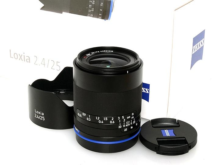 Loxia 25mm F2.4 ソニーEマウント用