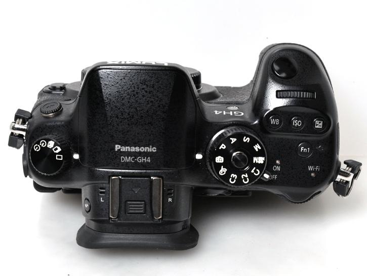 LUMIX DMC-GH4