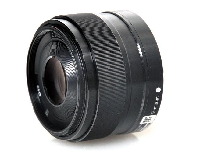 E 35mm F1.8 OSS SEL35F18